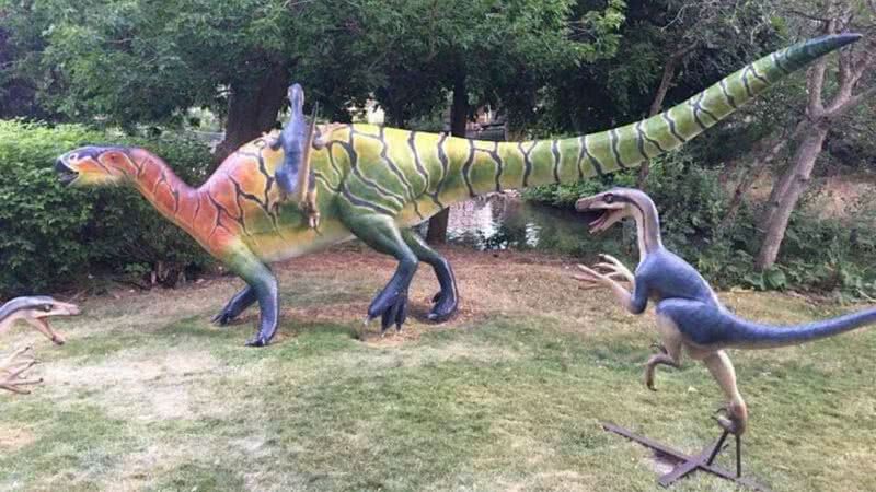 Dinossauros roubados do parque em Utah, nos Estados Unidos - Ogden's George S. Eccles Dinosaur Park