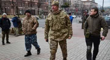 Militares ucranianos durante operação - Getty Images