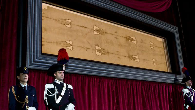 Última exposição ao público do Santo Sudário, em 2015 - Getty Images