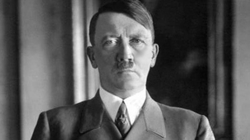 Líder nazista Adolf Hitler em fotografia de 1938 - Bundesarchiv via Wikimedia Commons