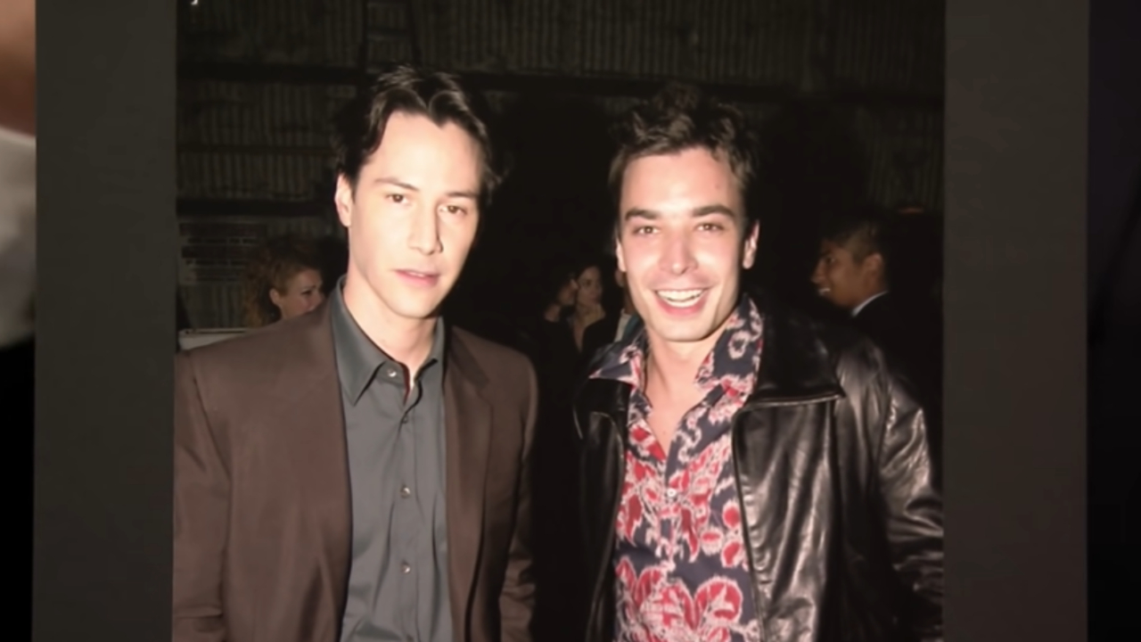 Fotografia de Keanu Reeves e Jimmy Fallon no ano 2000