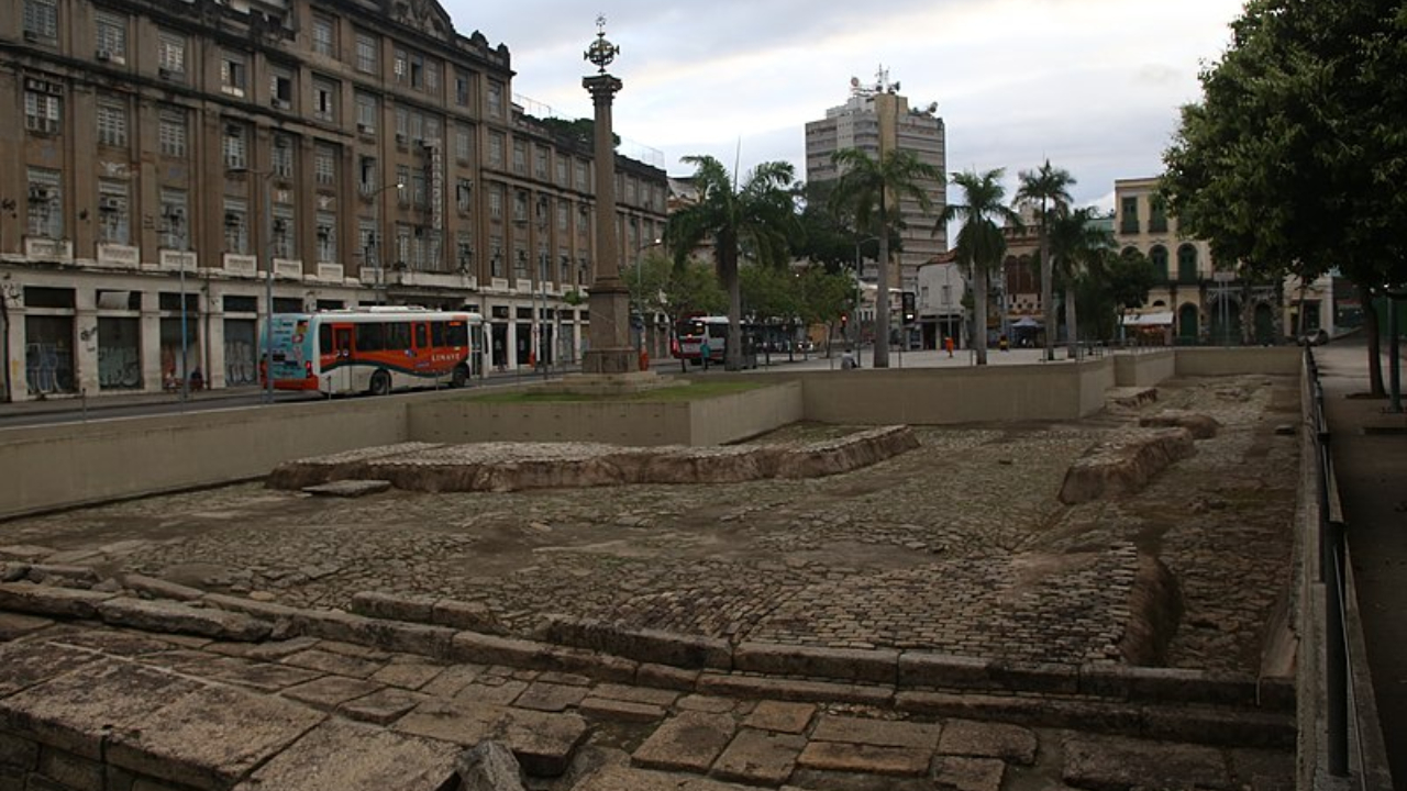 Fotografia do Sítio Arqueológico do Cais do Valongo, no Rio de Janeiro