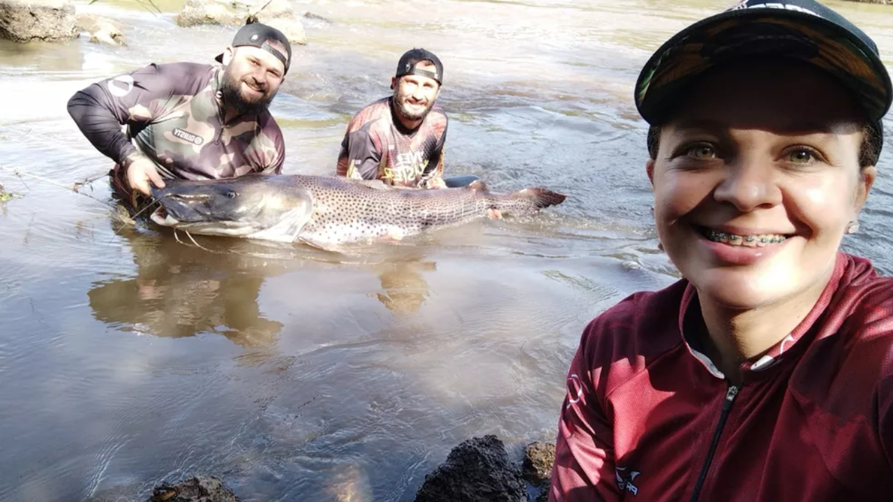 Rony Dronov estava com um casal de amigos no momento da pesca