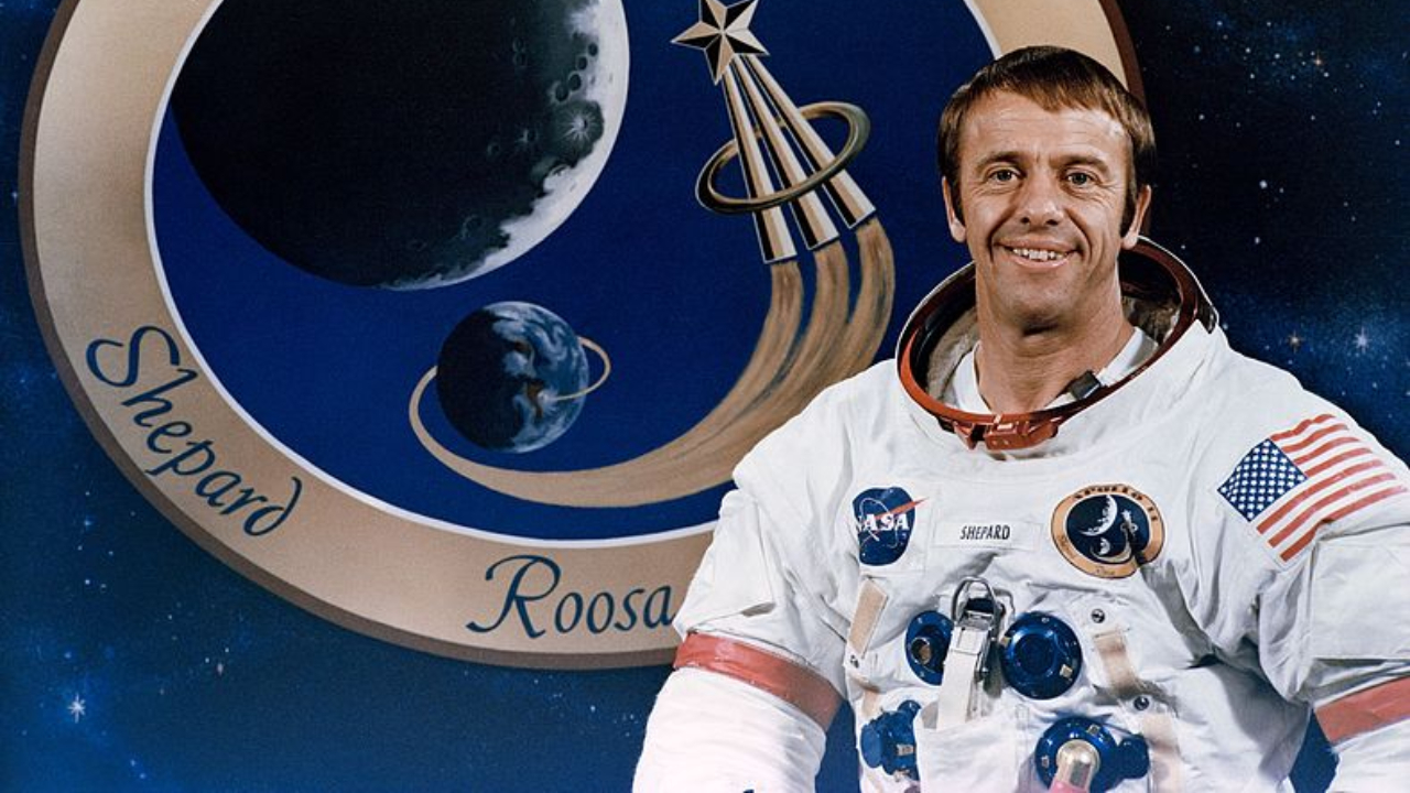 Fotografia da NASA de Alan Shepard, astronauta que deu duas tacadas de golfe na Lua