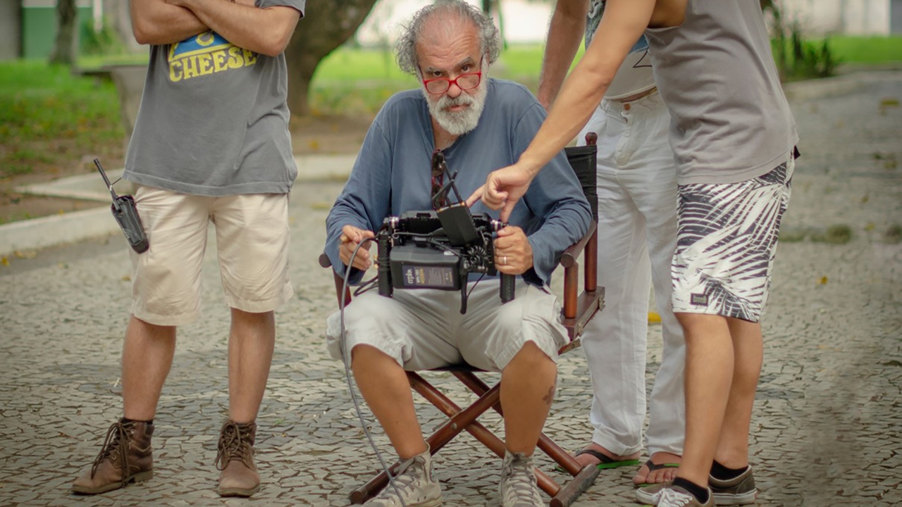 Milton Alencar Jr., diretor de '21, Mão na Cabeça'