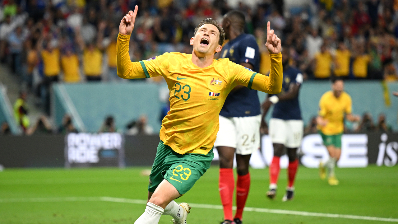 Craig Goodwin, atacante australiano, comemorando gol contra a França na Copa do Mundo FIFA Qatar 2022