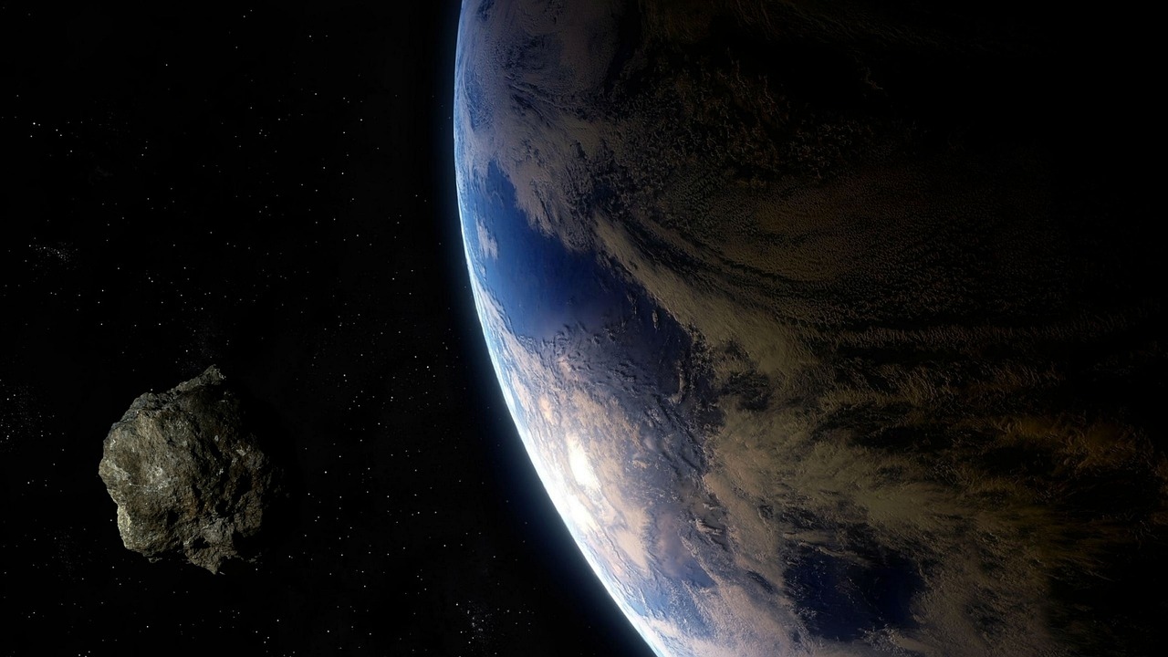 Asteroide é descoberto próximo à Terra horas antes de explosão sobre Berlim