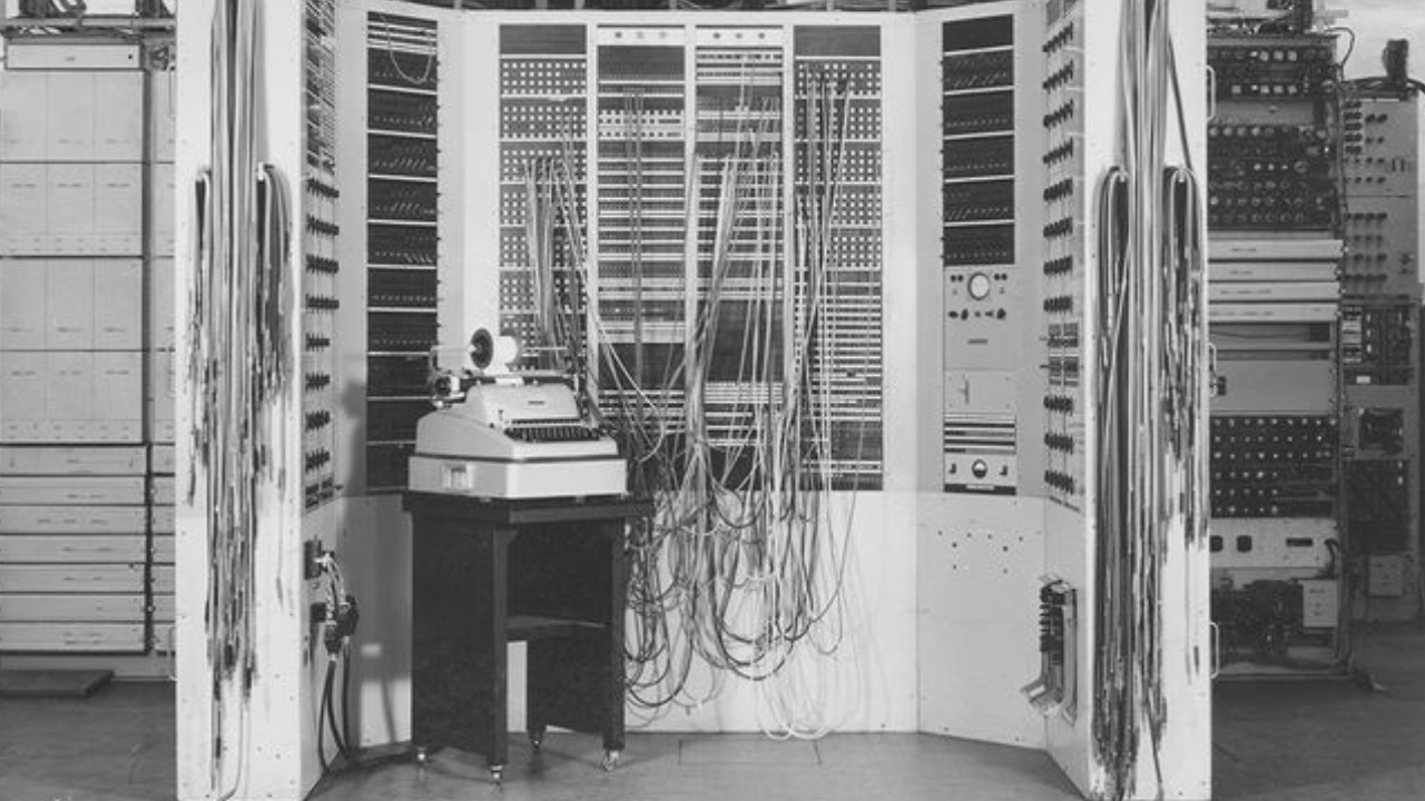 Reveladas imagens do Colossus, computador que ajudou os aliados na Segunda Guerra