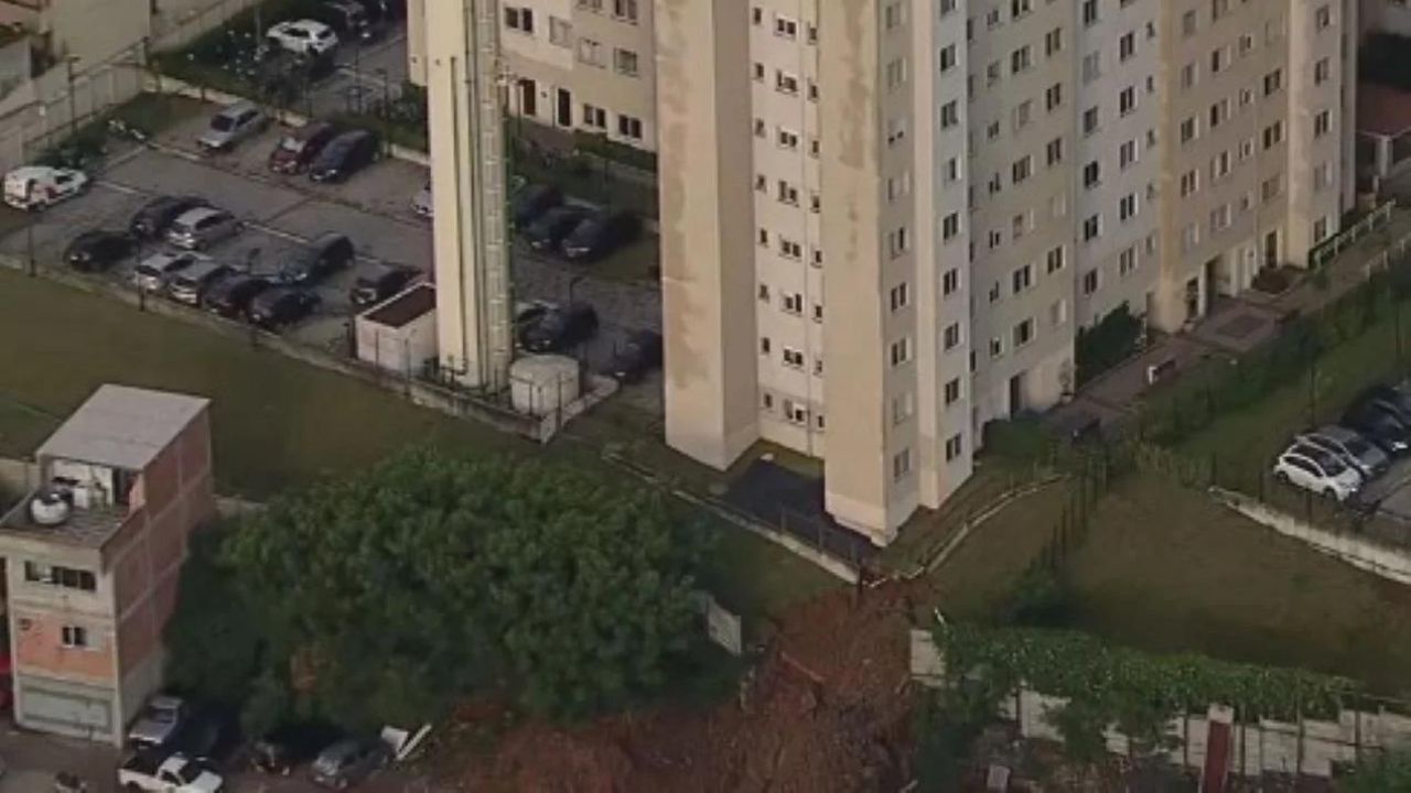Prédio de 20 andares corre risco de desabar na capital paulista
