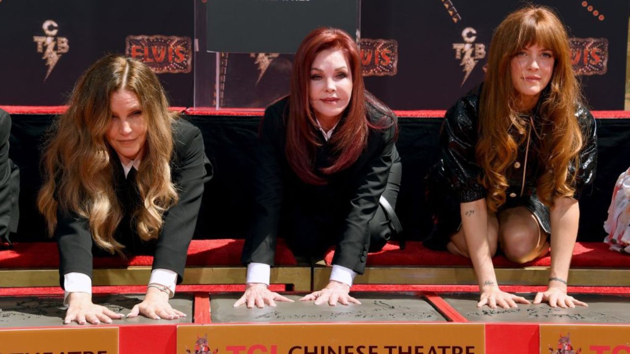 Filha de Lisa Marie Presley está sendo cobrada por dívidas da mãe