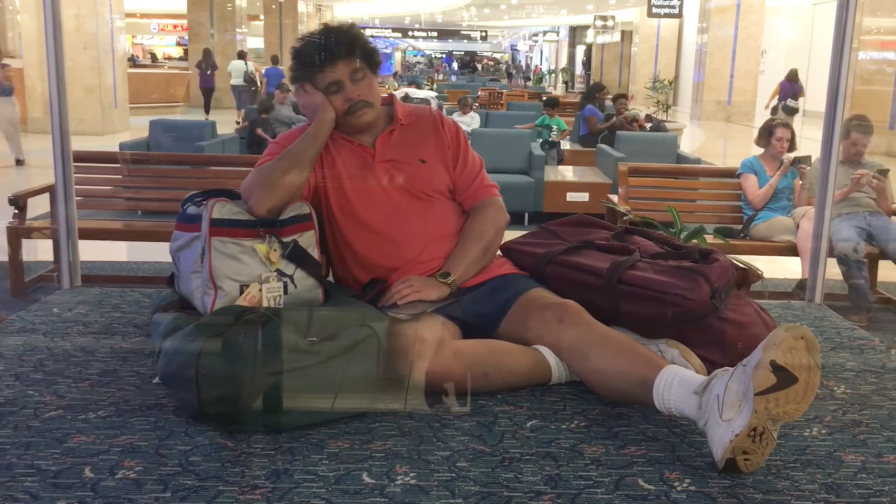 ‘O Viajante’: Veja a história do ‘visitante’ mais famoso do Aeroporto Internacional de Orlando