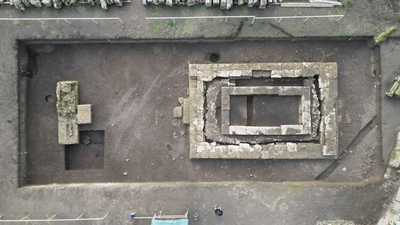 Templos gregos de estilo dórico são descobertos na antiga Posidônia, na Itália