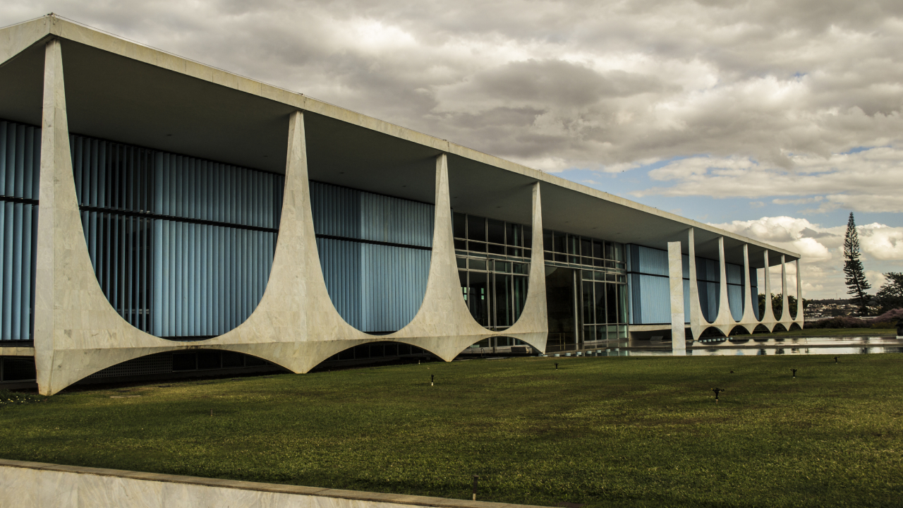 Residência oficial do presidente Lula, Palácio da Alvorada sofre tentativa de invasão