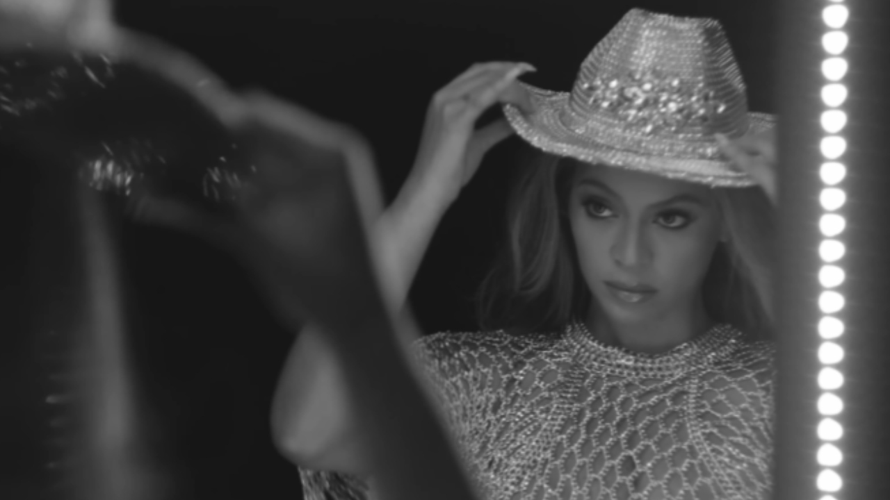 Exclusão de música de Beyonce em rádio chama atenção para o racismo