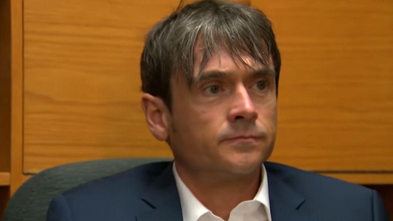 Ex-chefe de inteligência canadense é condenado por vazamento de segredos