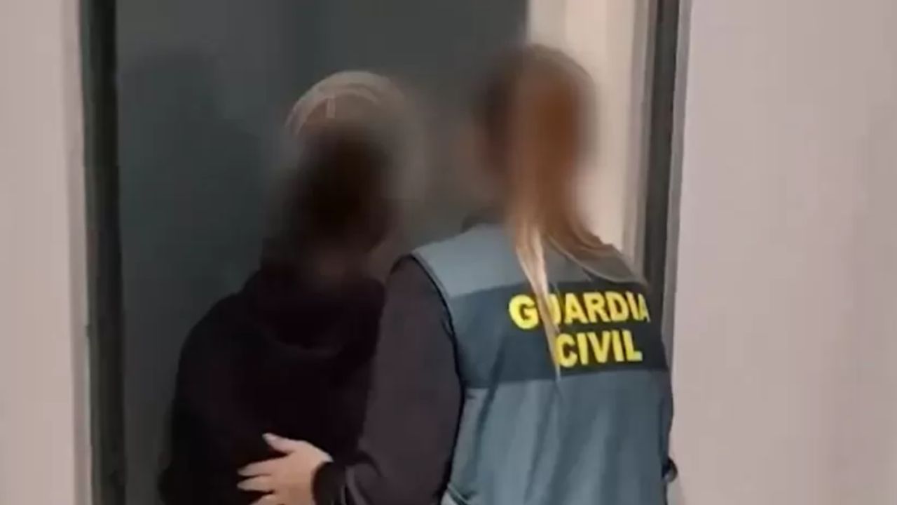 Espanha: Mãe de criança é acusada de forçá-la a se casar em troca de dinheiro