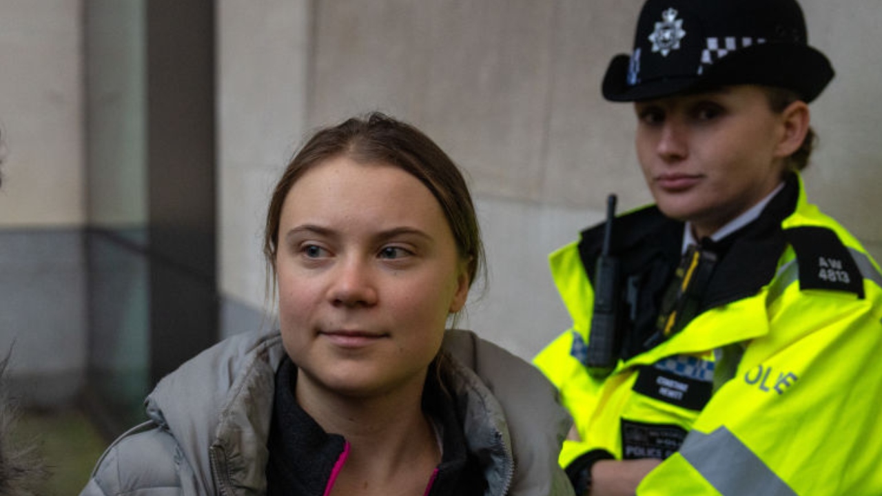 Acusações contra a ativista Greta Thunberg são retiradas pela justiça britânica