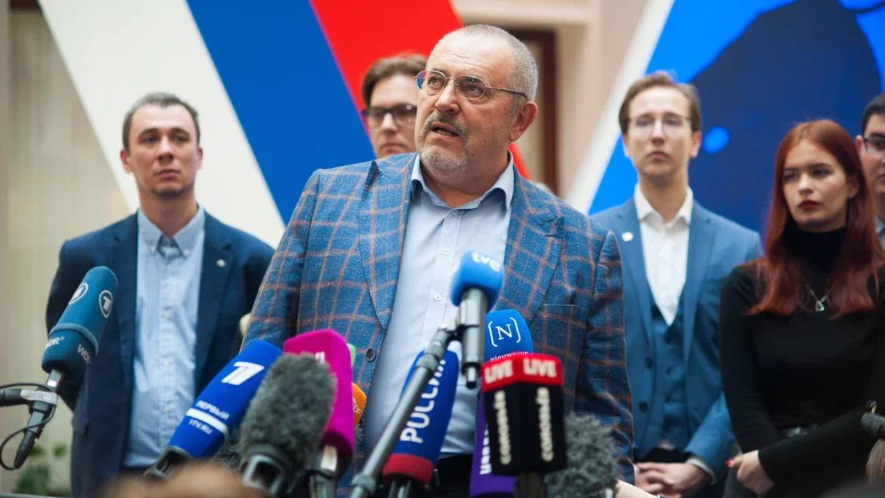 Único rival político de Putin na Rússia é barrado nas eleições