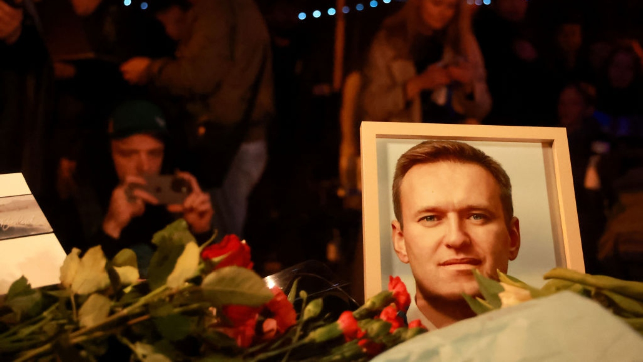 Agências funerárias se recusaram a transportar o corpo de Navalny, diz porta-voz
