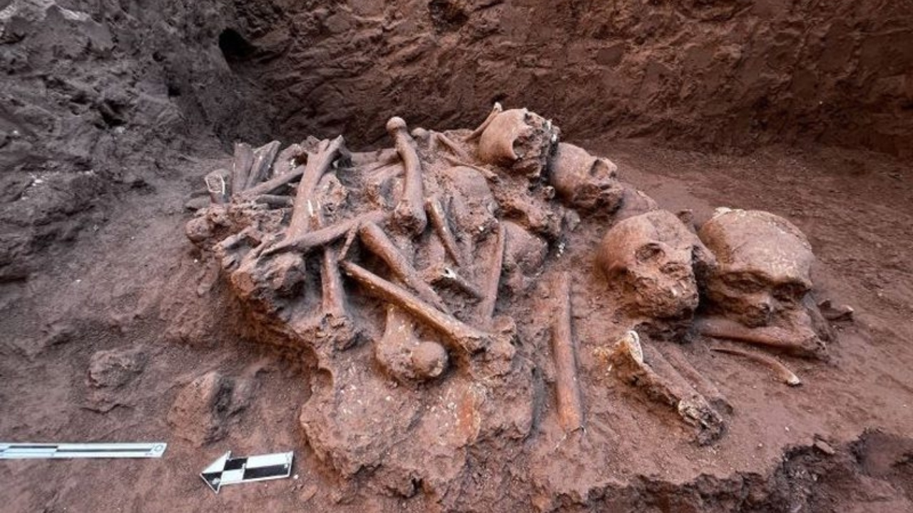 Oferta de sacrifícios humanos é encontrada durante escavação de esgoto no México