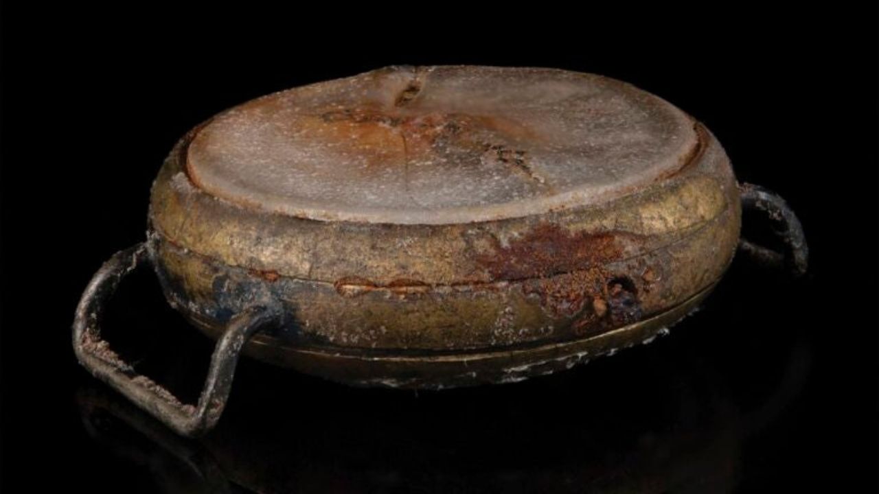 Relógio que sobreviveu bomba atômica de Hiroshima é leiloado nos EUA