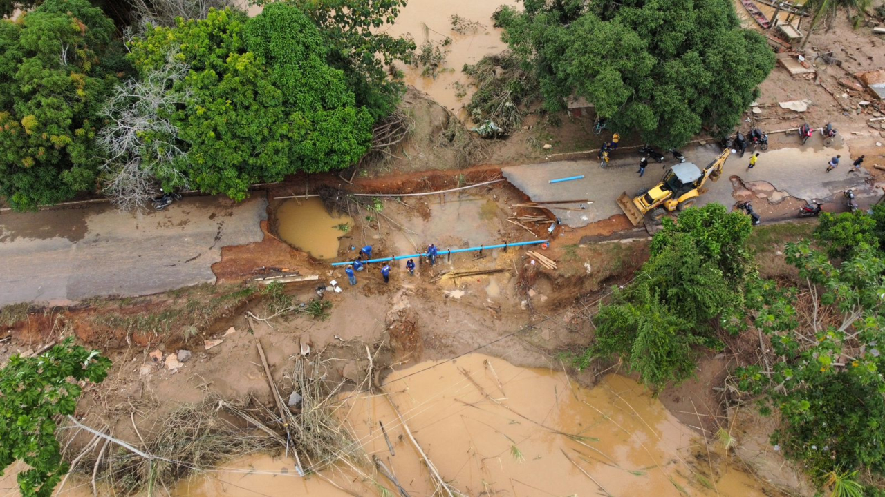 Após cheia alagar 75% de sua área, cidade do Acre planeja mudar de lugar