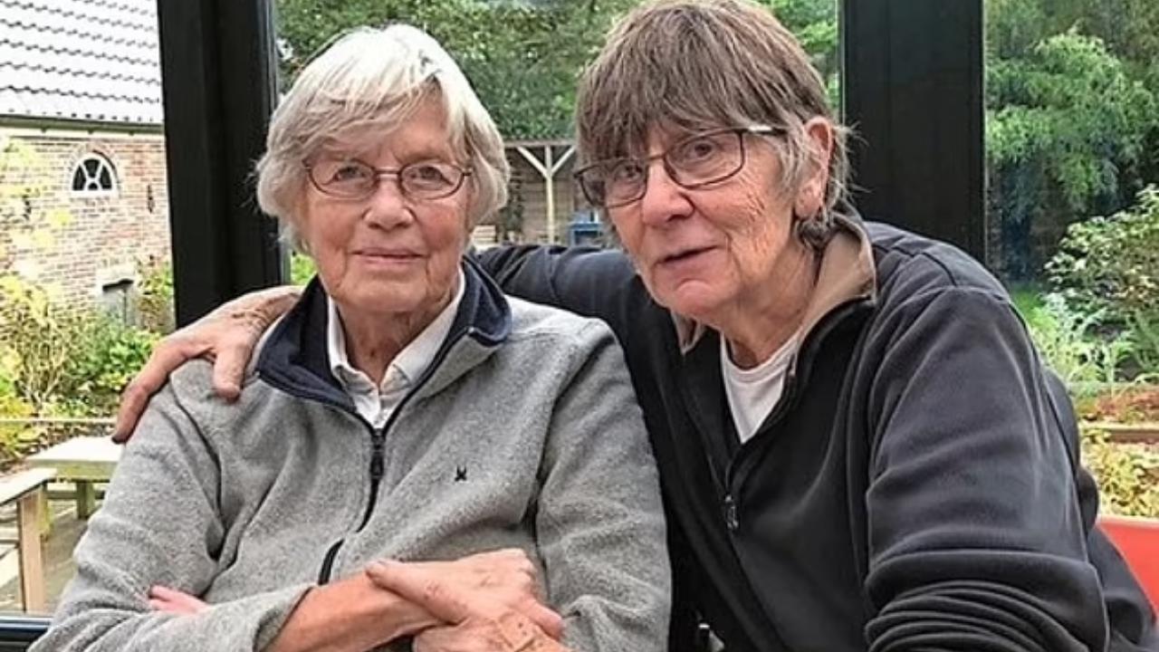 Casal passa por eutanásia ao mesmo tempo: ‘De mãos dadas’, diz médico