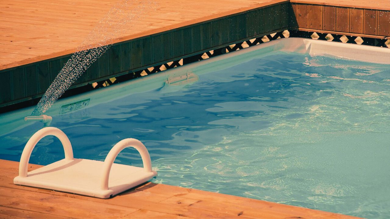 Criança é encontrada morta em tubulação de piscina de hotel no Texas