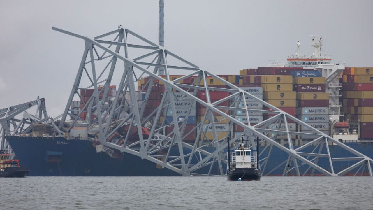 Queda de ponte nos EUA: autoridades encontram corpos de duas vítimas
