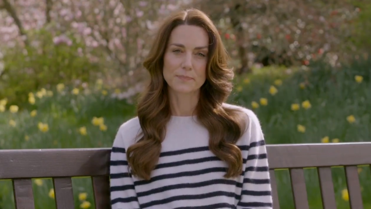 Por que existe um aviso no vídeo em que Kate Middleton anuncia câncer?