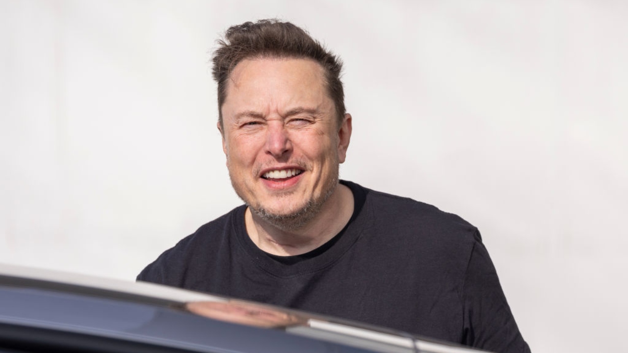 Elon Musk diz produzir chip que promete curar a cegueira