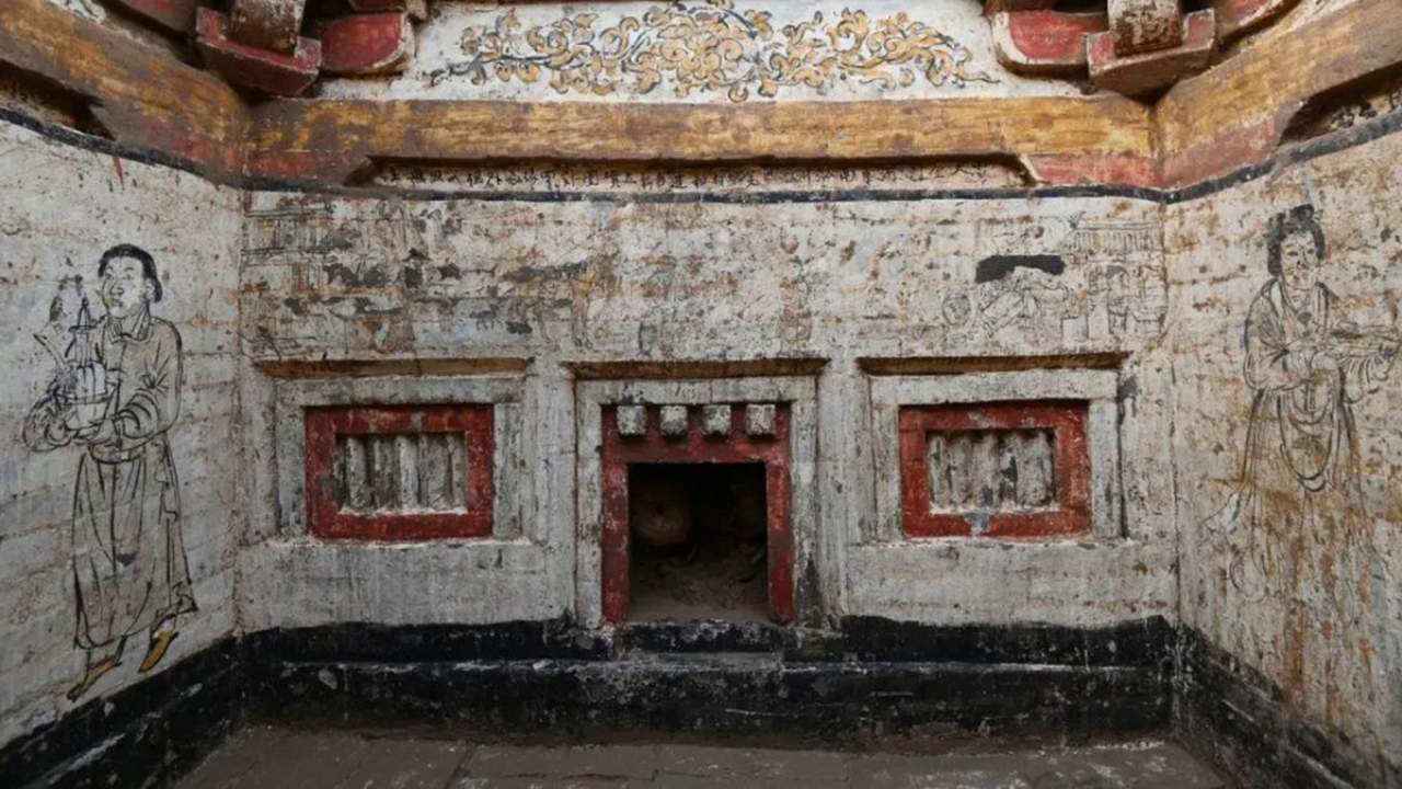Três tumbas ornamentadas com murais da Dinastia Jin são descobertas na China