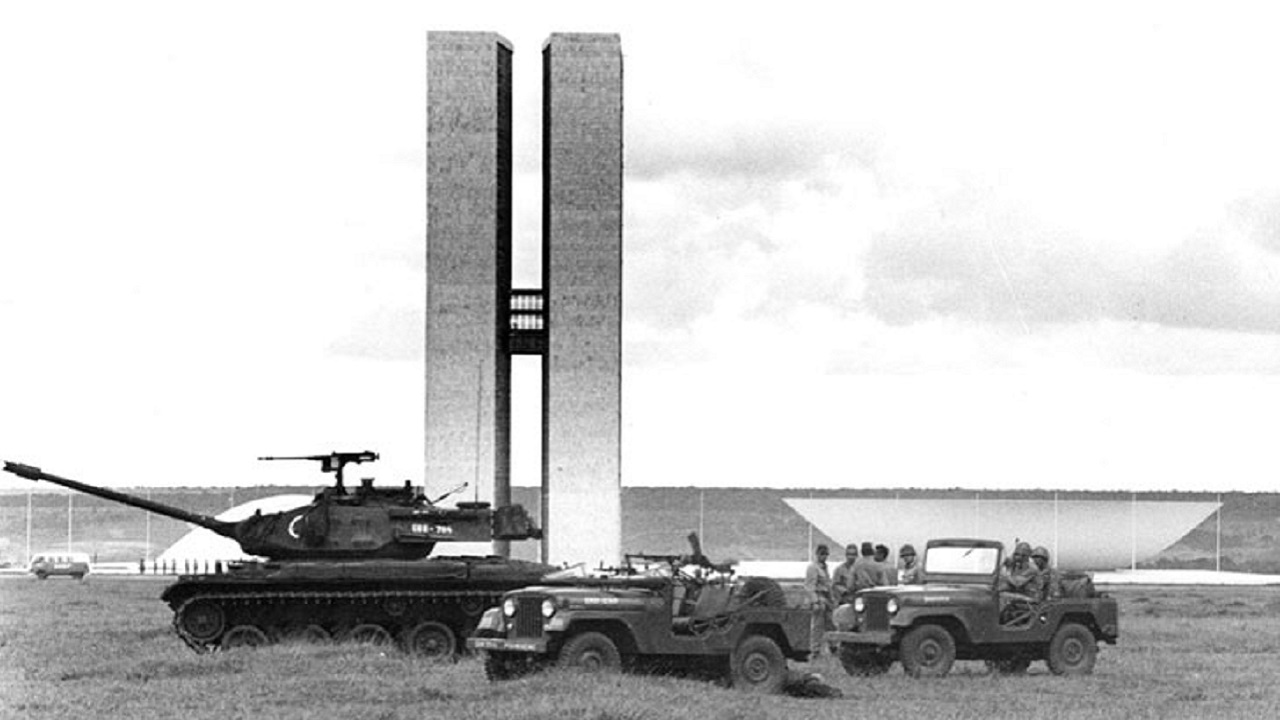 Renúncia de Jânio e discursos inflamados: Como começou o Golpe de 1964