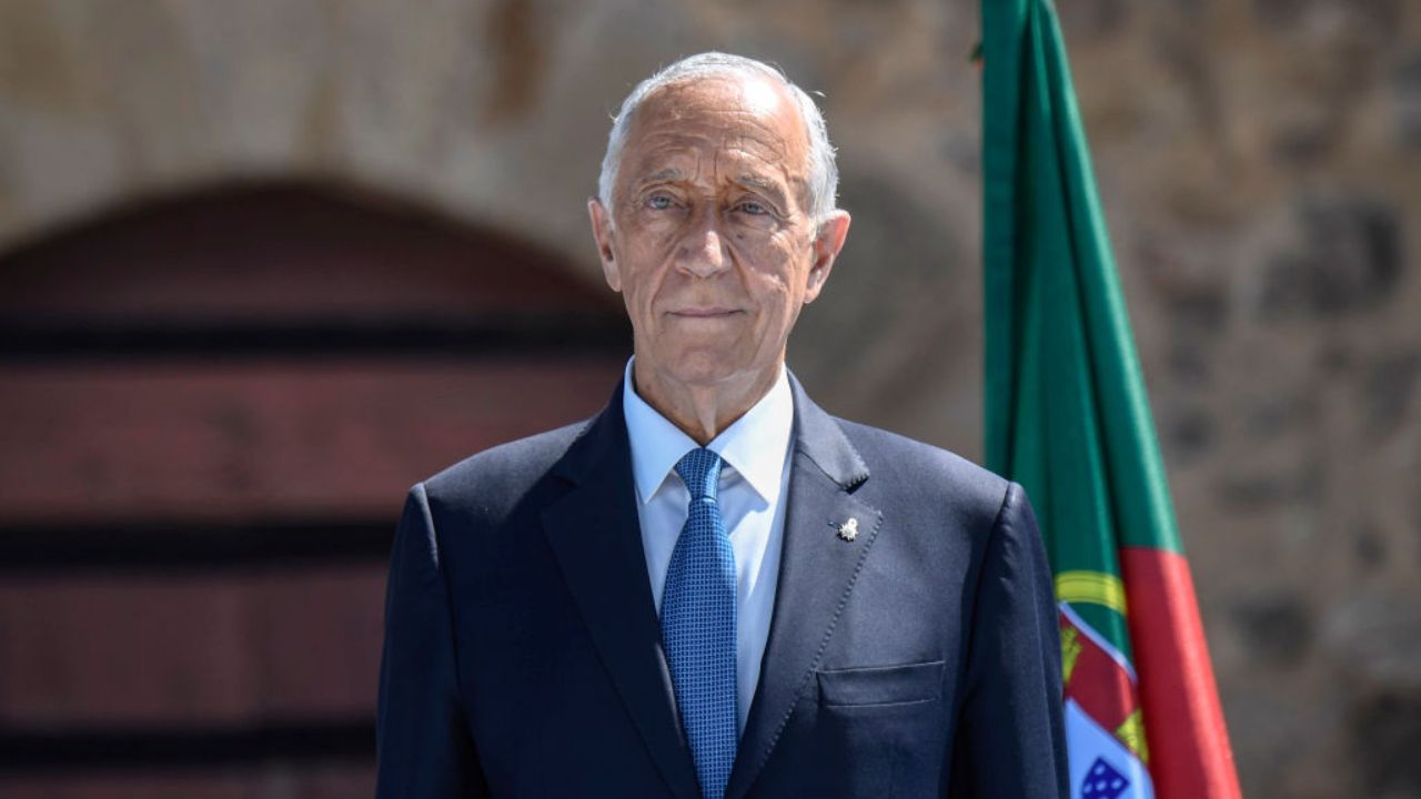 Portugal tem que pagar custos de escravidão e crimes coloniais, diz presidente português