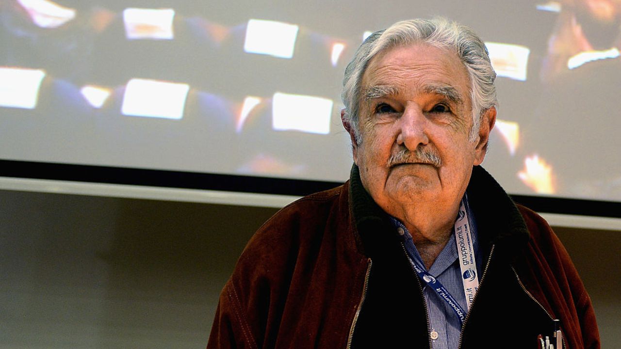 Pepe Mujica, ex-presidente do Uruguai, está em estado terminal, afirma sua esposa