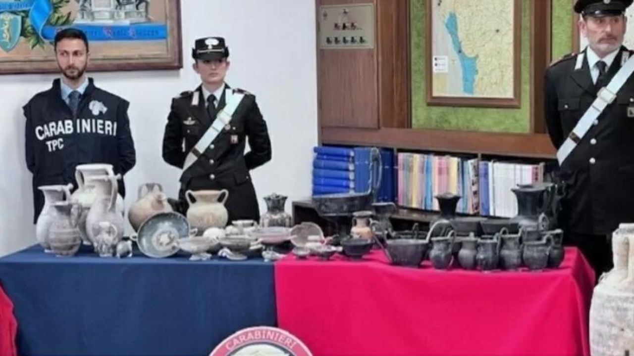Peças arqueológicas etruscas e romanas são recuperadas pela polícia italiana