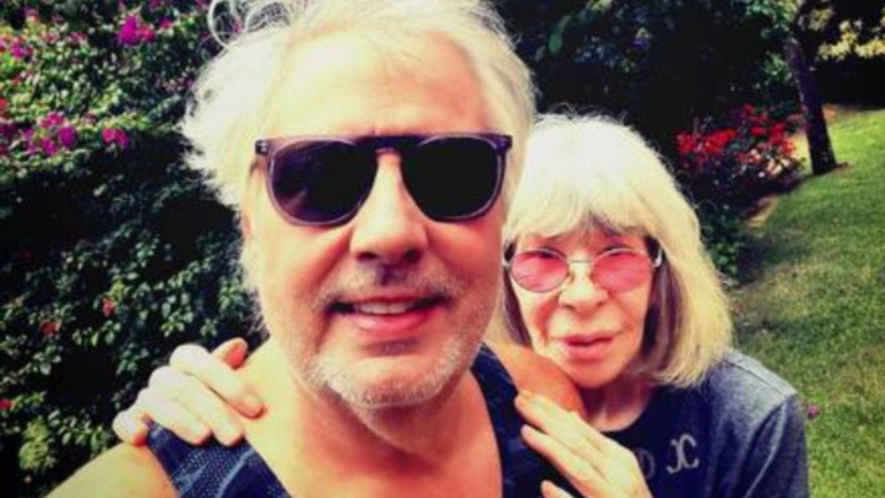 Roberto de Carvalho faz homenagem a Rita Lee um ano após morte da cantora