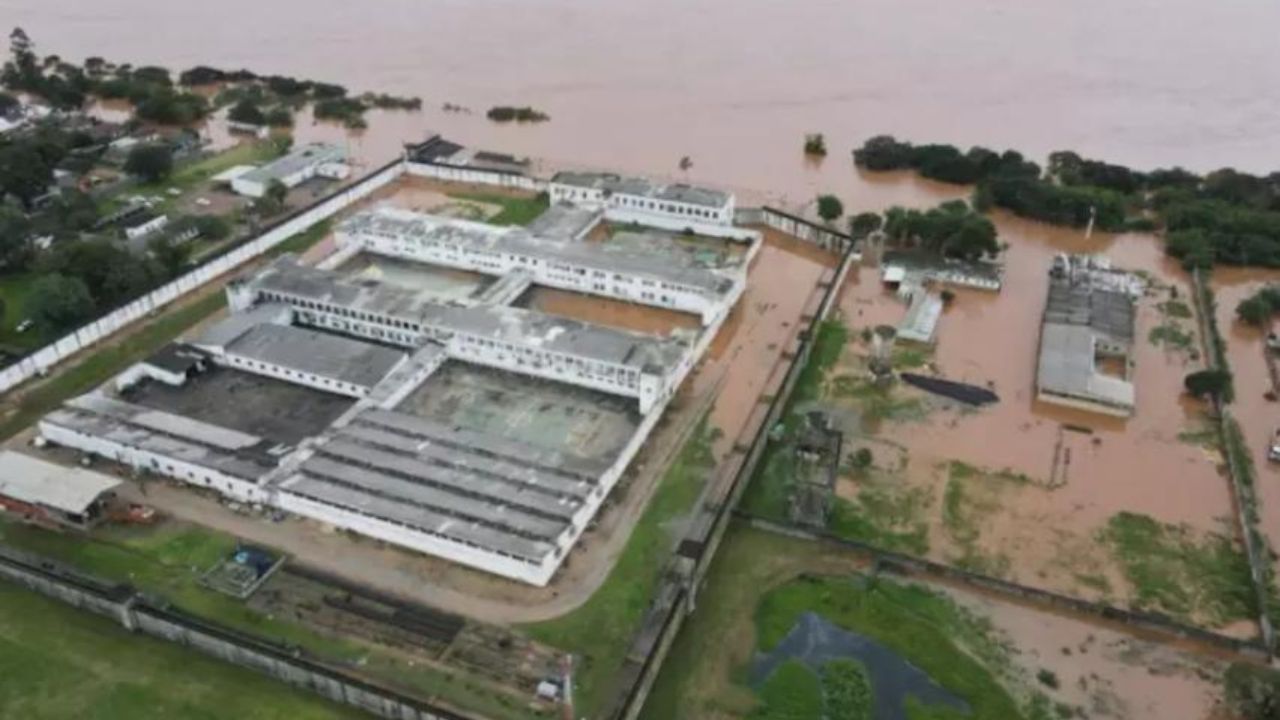 Detentos dependem de parentes para não morrerem de sede no Rio Grande do Sul, dizem familiares