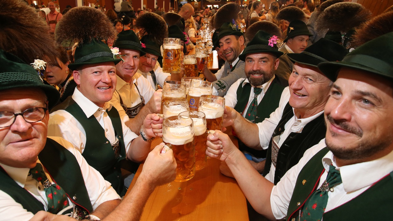 Oktoberfest vai proibir música ‘sequestrada’ pela extrema-direita alemã
