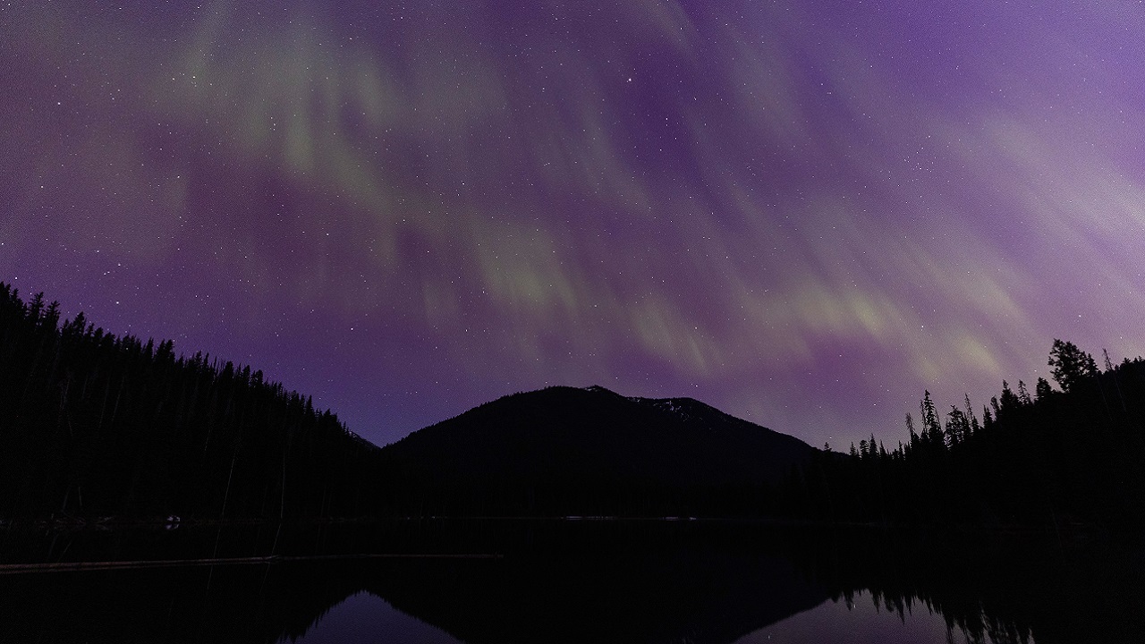 Nasa divulga imagen da explosão solar que causou aurora boreal