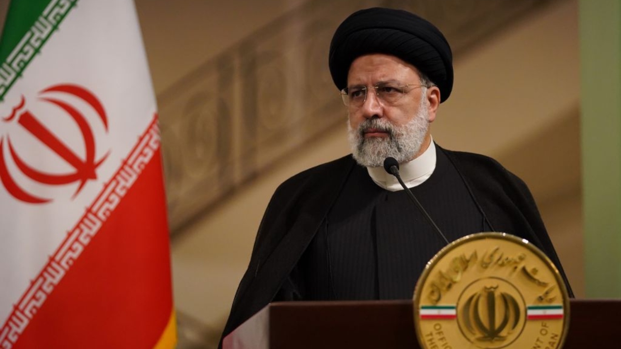 Helicóptero que levava o presidente iraniano Ebrahim Raisi sofre acidente