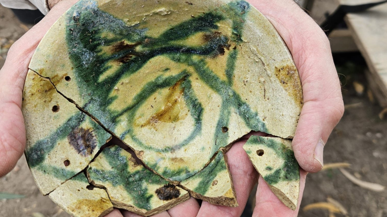 Tigela rara com estrela de cinco pontas é descoberta em Israel
