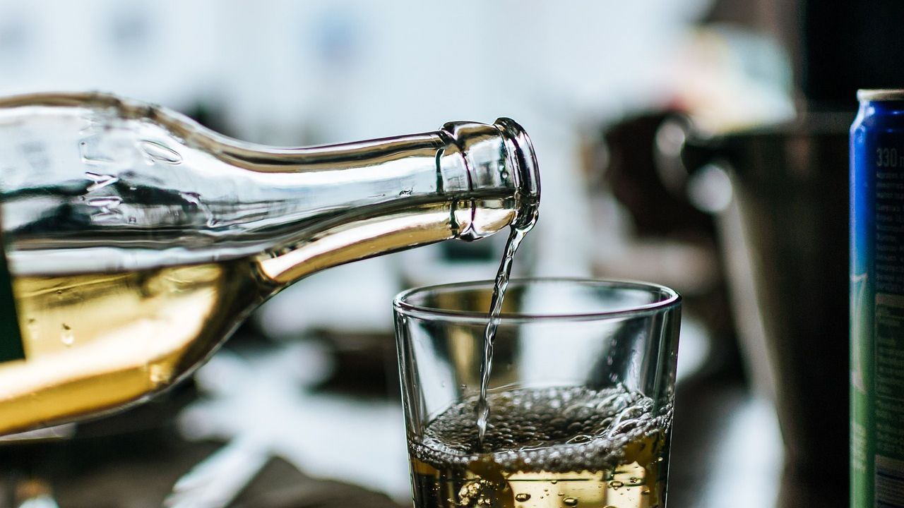 Canadense com síndrome rara fica bêbada sem que consuma álcool