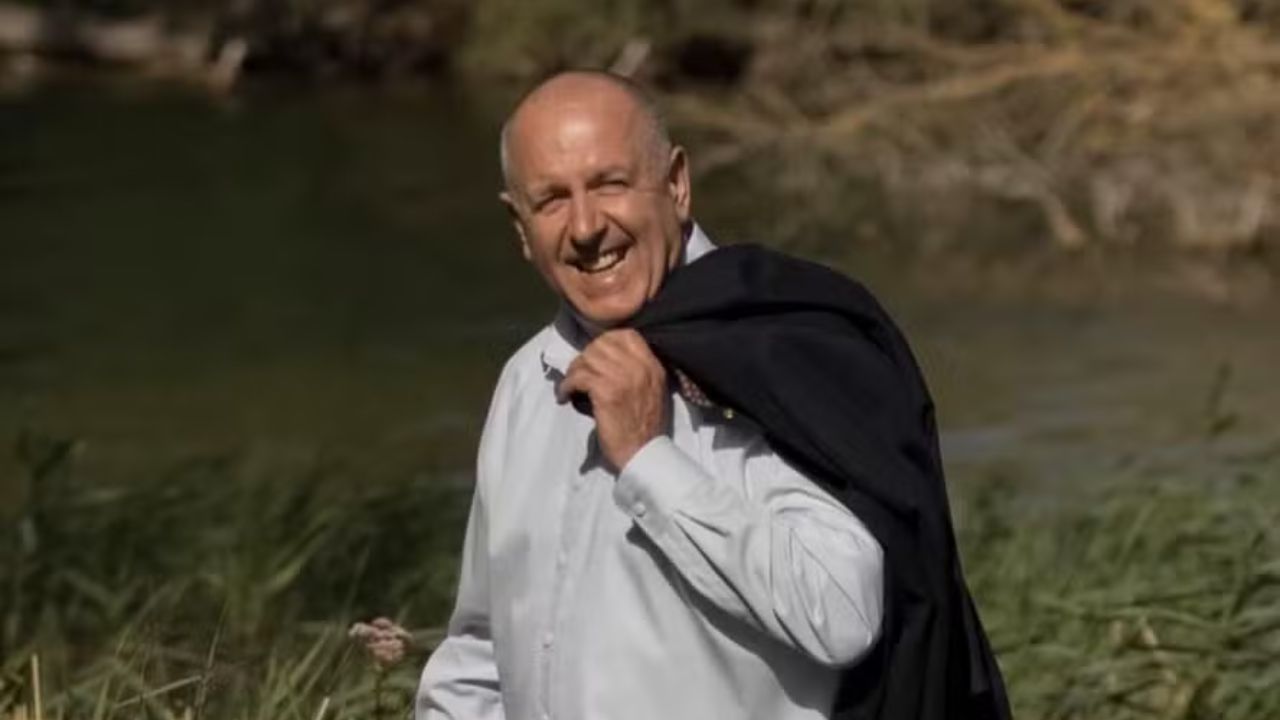 Candidato de extrema-direita é esfaqueado no oeste da Alemanha