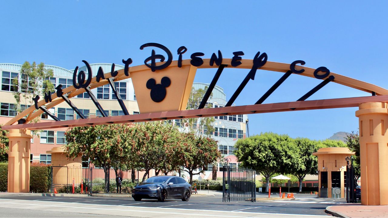 Disney e governo da Flórida estabelecem acordo após disputa judicial