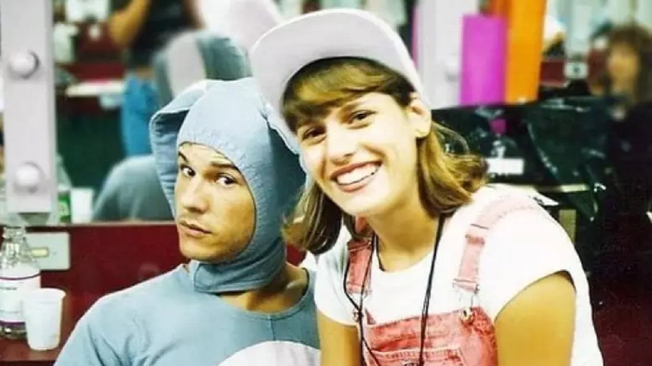 Mamonas Assassinas: Veja como está a namorada de Dinho