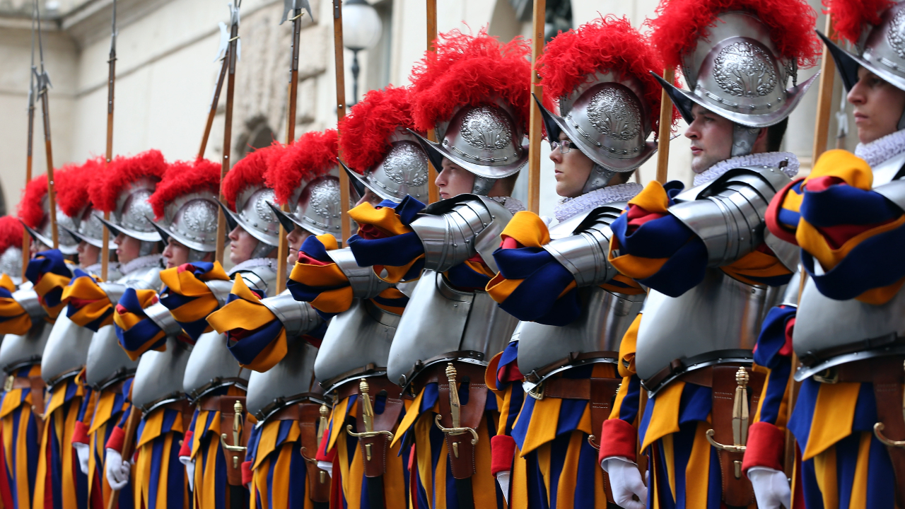 O exército do papa: A história por trás da intrigante Guarda Suíça
