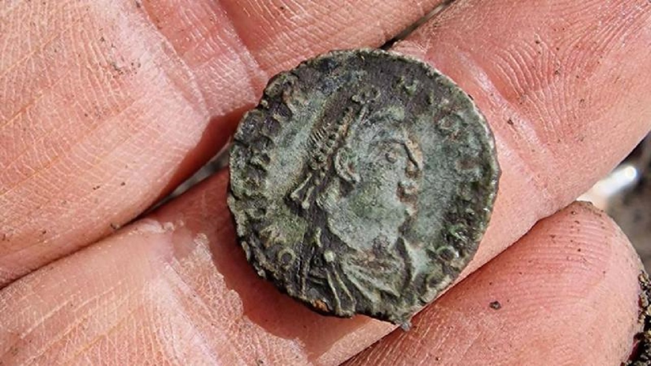 Escavações revelam tesouro romano e evidências de assentamento de 3 mil anos