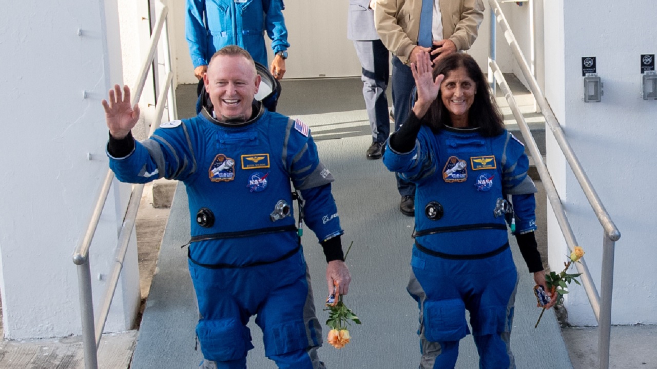 Com prolongamento de missão, autoridade nega que astronautas estejam presos no espaço