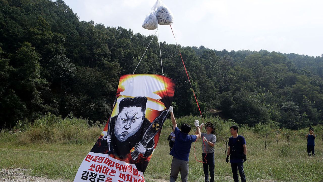 Balões enviados pela Coreia do Norte teriam afetado mais de cem voos sul-coreanos